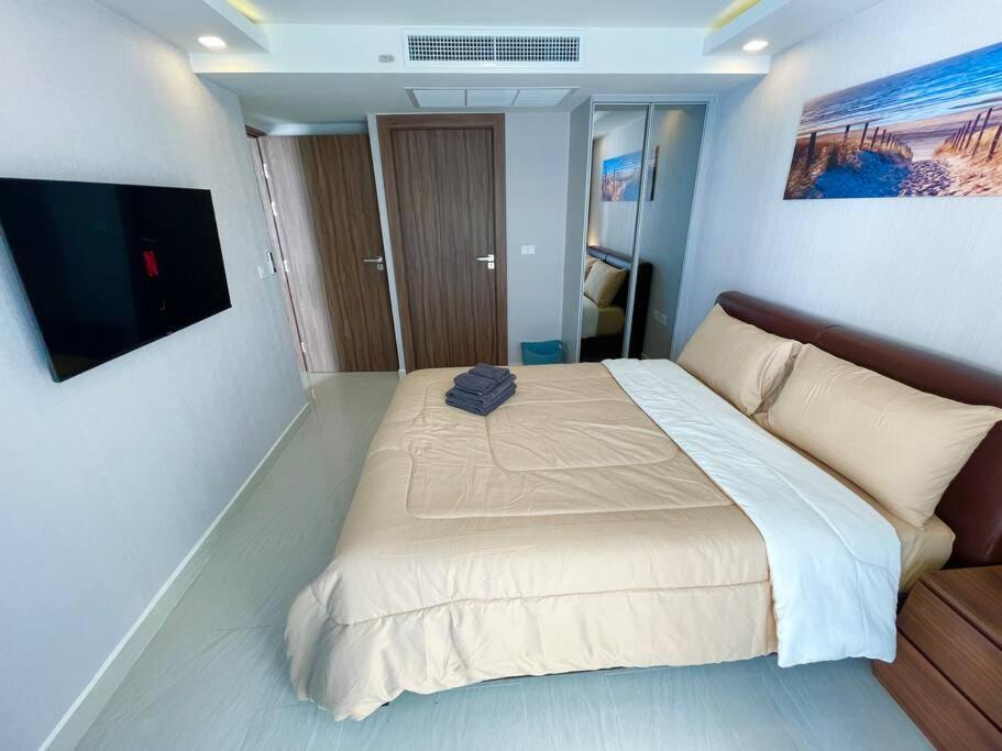 Large Luxury, Pool View, Grand Avenue, Pattaya - 202 Apartment Luaran gambar