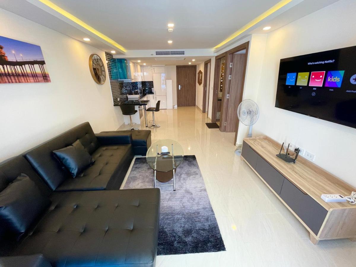 Large Luxury, Pool View, Grand Avenue, Pattaya - 202 Apartment Luaran gambar